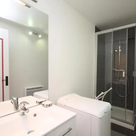 Appartement T2 Proche Thermes Avec Wifi *